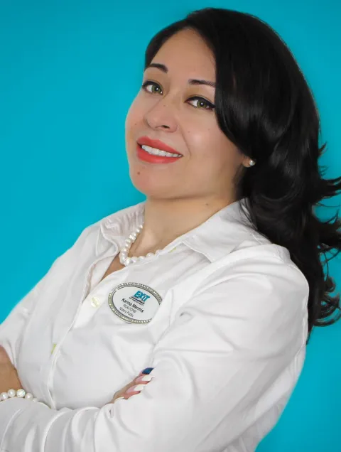 Agent Photo of Karina
